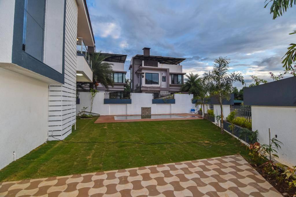 Royal Paradise Villa 罗纳瓦拉 外观 照片