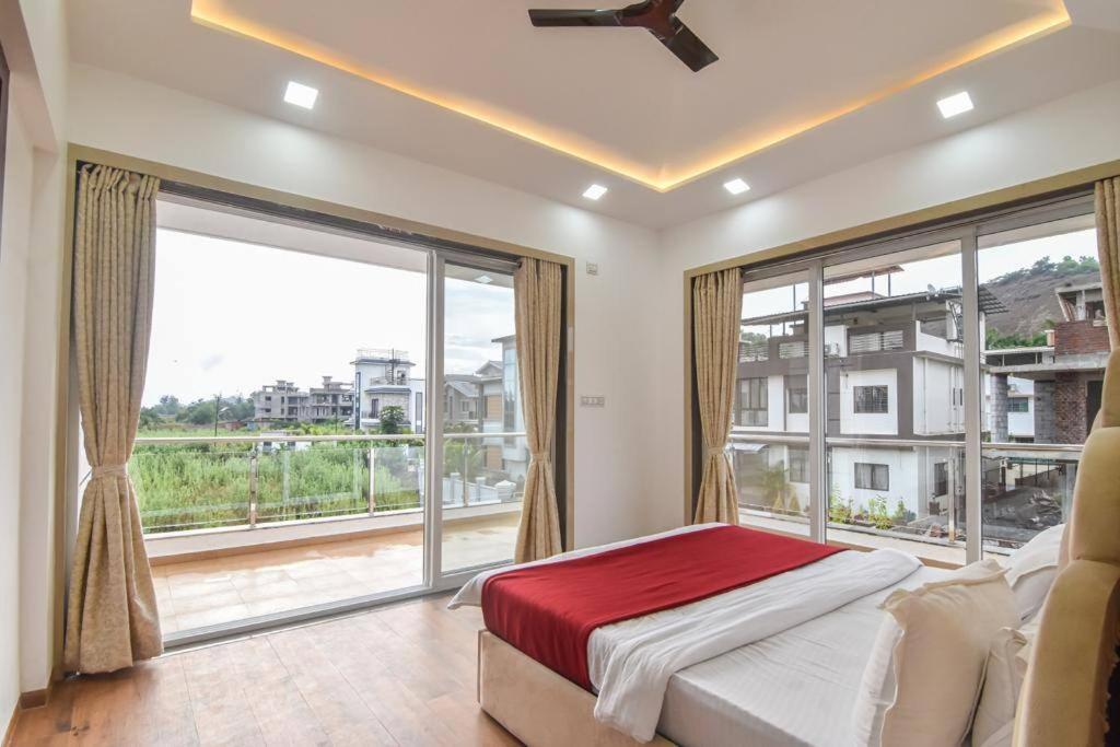 Royal Paradise Villa 罗纳瓦拉 外观 照片
