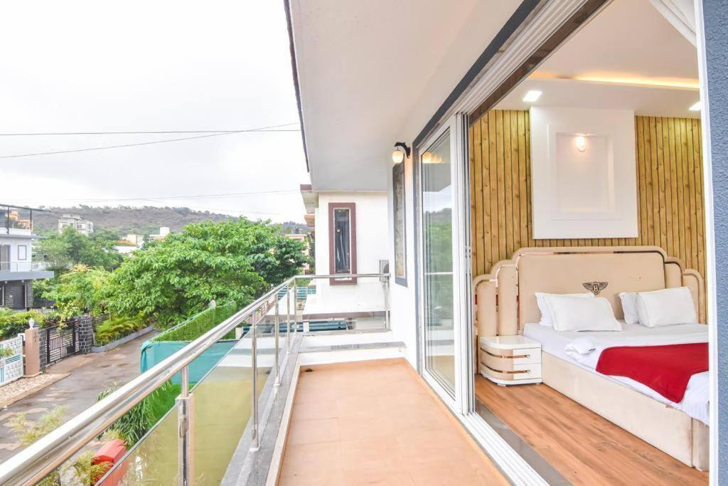 Royal Paradise Villa 罗纳瓦拉 外观 照片