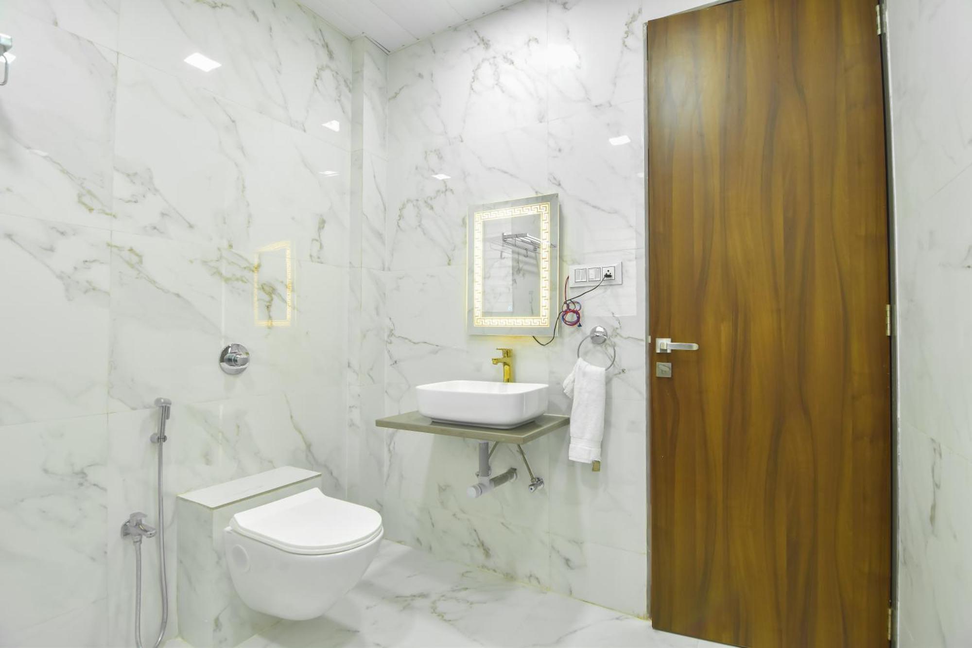 Royal Paradise Villa 罗纳瓦拉 外观 照片