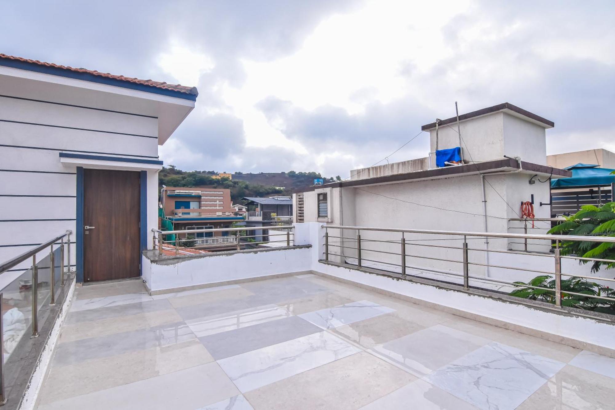 Royal Paradise Villa 罗纳瓦拉 外观 照片