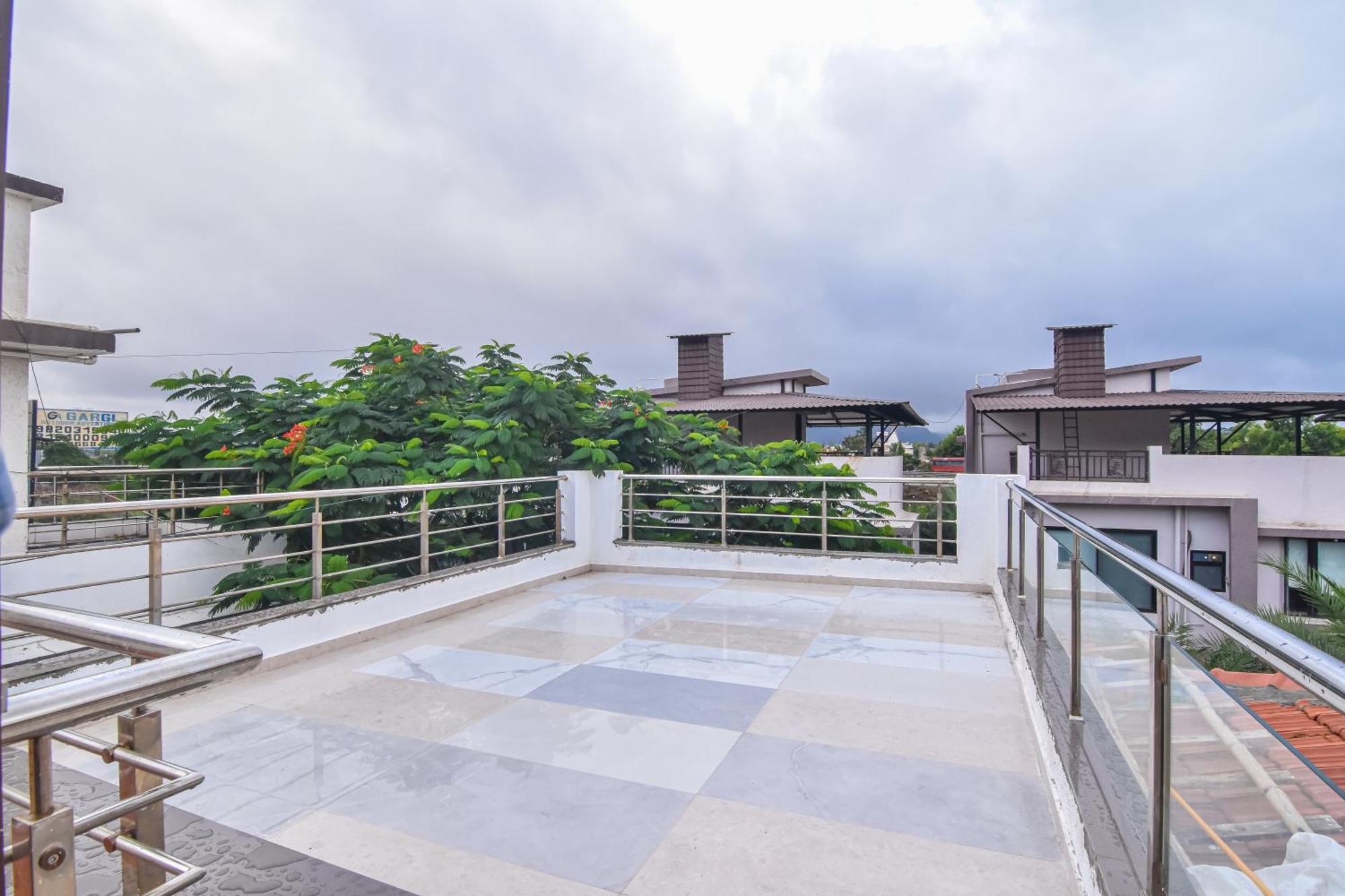 Royal Paradise Villa 罗纳瓦拉 外观 照片